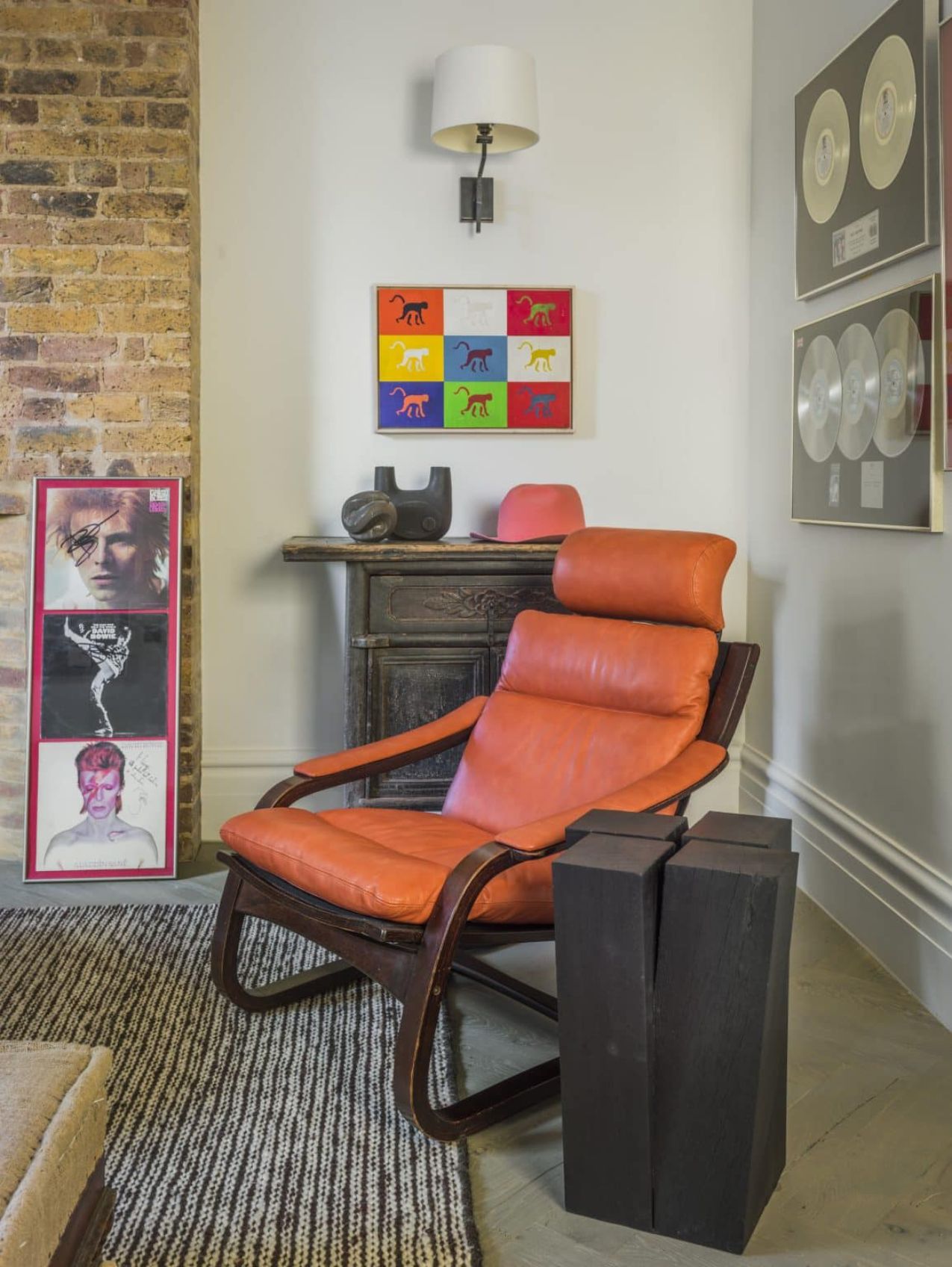 Boy George's London Home by Kelly Hoppen - Modern Neutrals and Striking Artwork (12)
